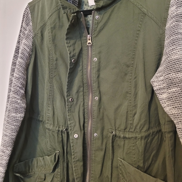 Women's TORRID Coat - Jacket   LIKE NEW! - Picture 2 of 7